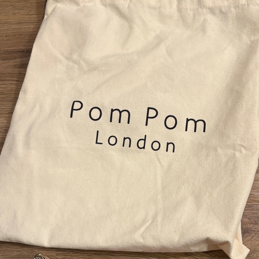 Pom Pom London Silver Crossbody Bag with Three Straps, a key chain and dust bag - Picture 13 of 13